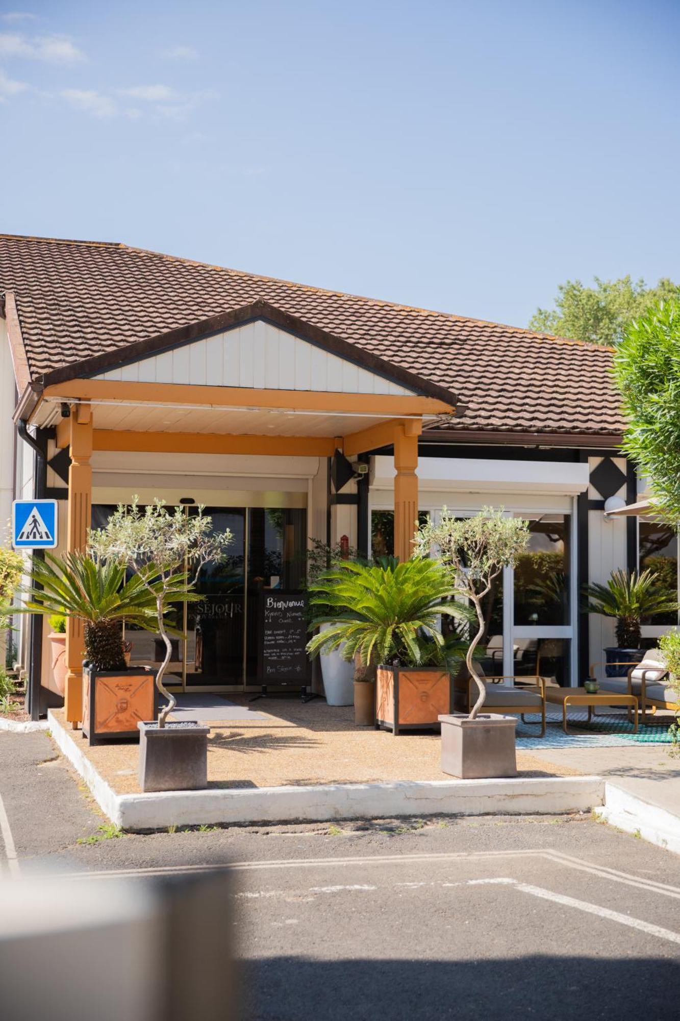Kyriad Nimes Ouest A9 Εξωτερικό φωτογραφία