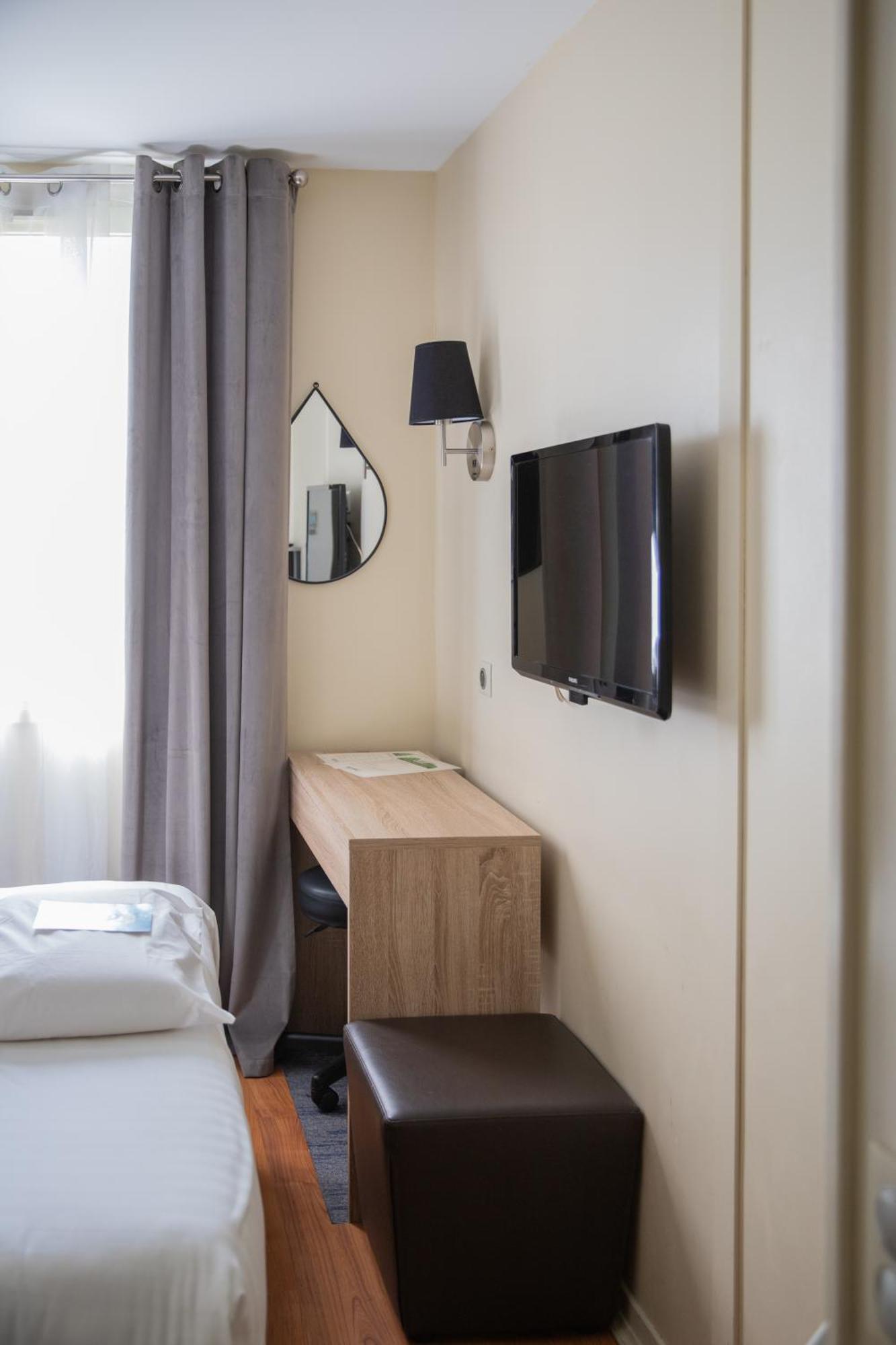 Kyriad Nimes Ouest A9 Εξωτερικό φωτογραφία